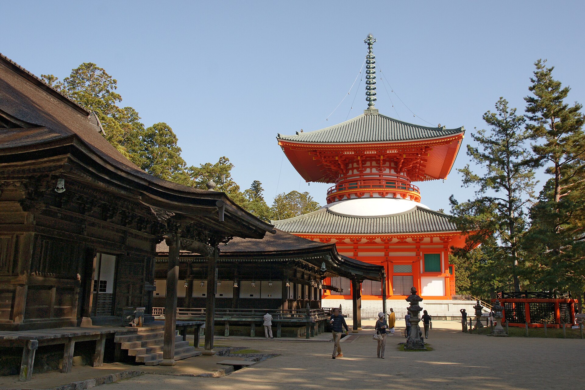 Danjo Garan temple complex on Koyasan